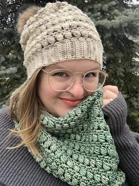 Pebbled Path Cowl and Hat Set