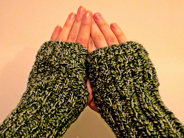 Basket Weave Fingerless Gloves