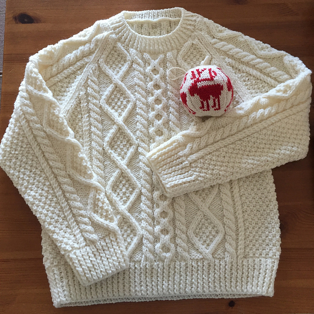 Ravelry: P.18 Aran Sweater pattern by Yoko Hatta (風工房)