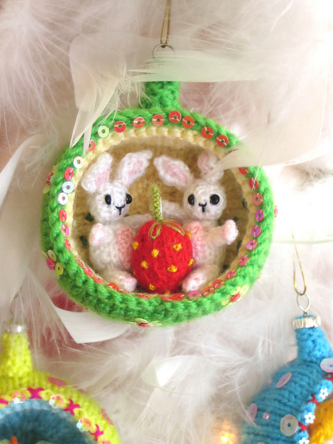 Easter Diorama Ball TWO little BUNNIES Ornament