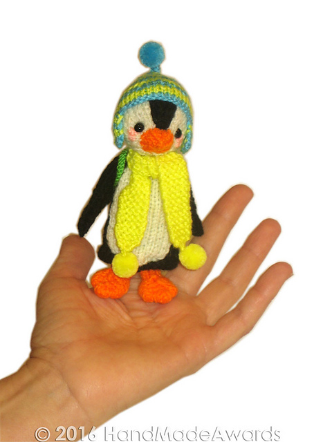 Polar Penguin Finger Puppet