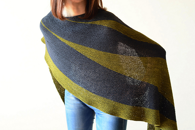Ravelry: Mikazuki pattern by Ririko
