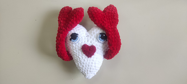 Heart that hugs you