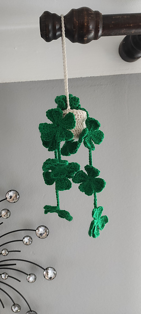 Mini Hanging four Leaf Clover