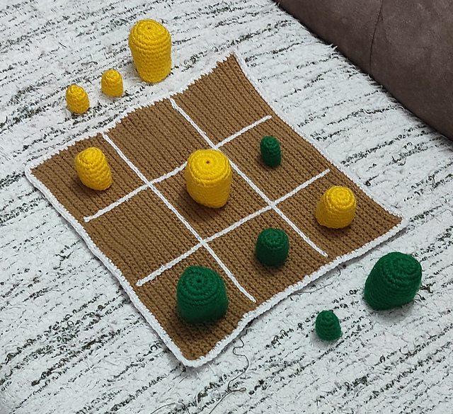 Gombbler gombblets tic tac toe