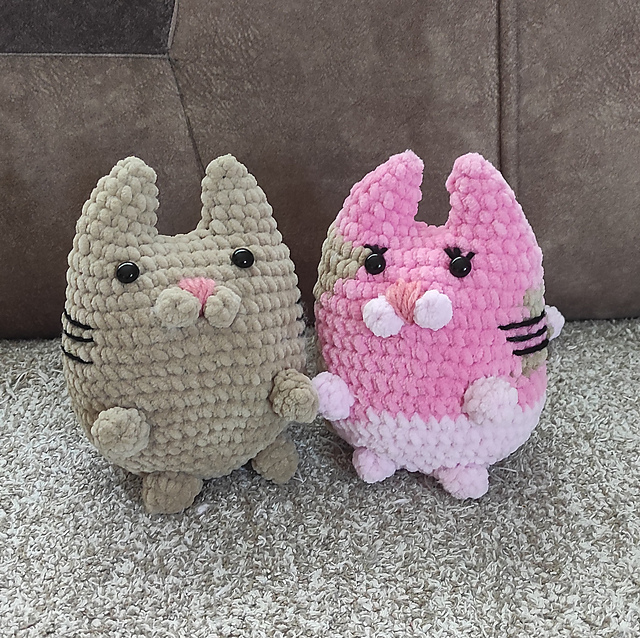 Cat plush Marshmallow Kittie