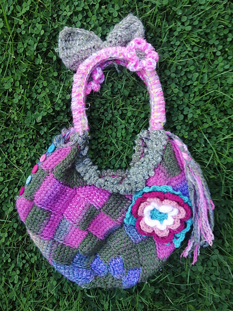 Spring bloom bag