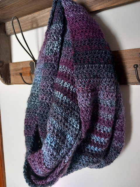 Simple Jewelspun Snood