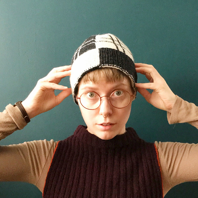 FiftyFifty hat