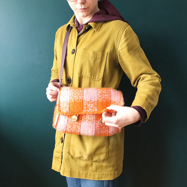 Mr Colour Bag
