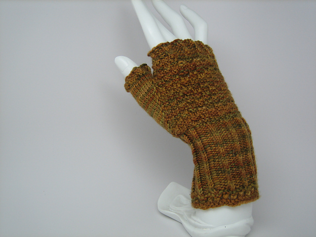 Knit to Fit Mitts