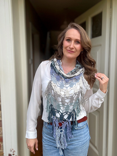 Ravelry: Seaglass Bandana Scarf pattern by Hannah Cross