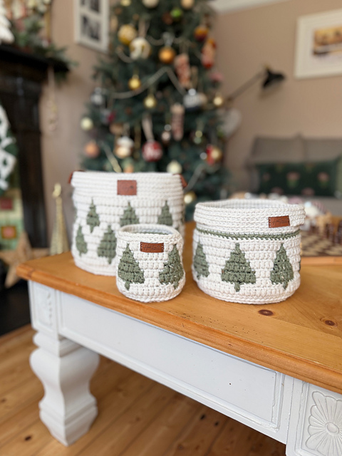 Twinkling Trees Nesting Baskets