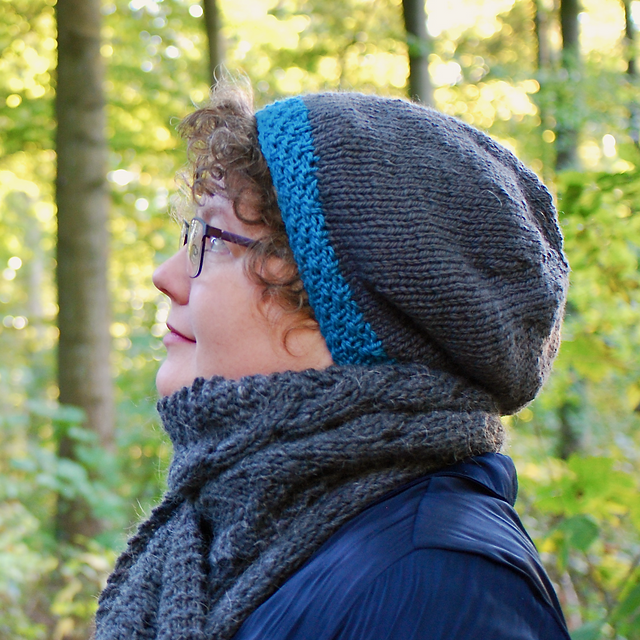 Two-Tone Moss Beret