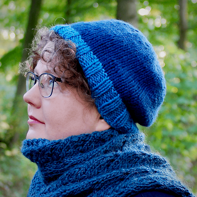 Beginner's Two-Tone Beanie