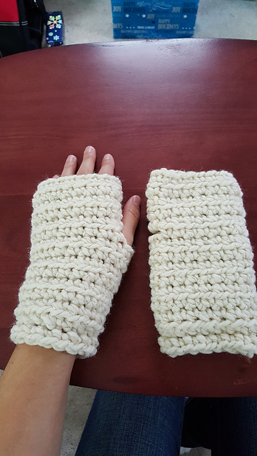 The Tessa Wrist Warmers