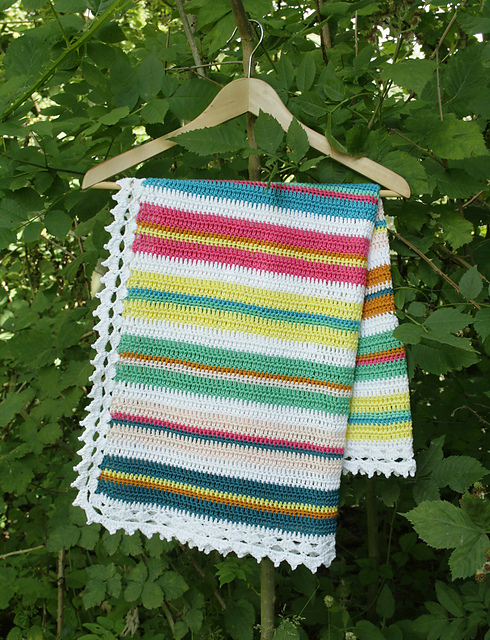 Crochet baby blanket for beginners