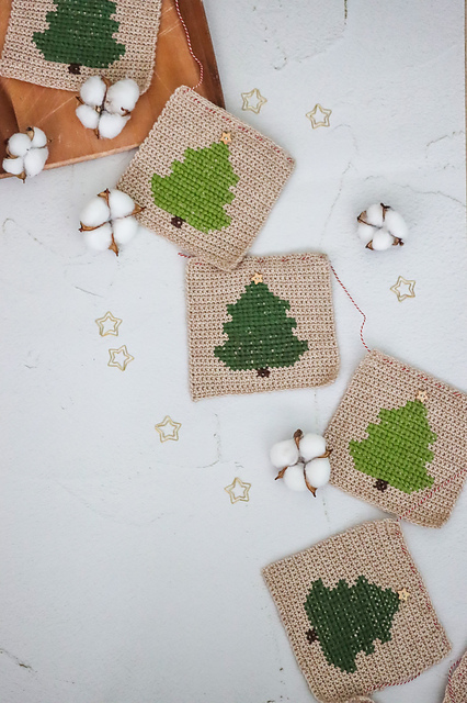 Happy Christmas Tree Garland