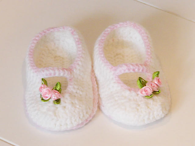 Rose Bud Booties
