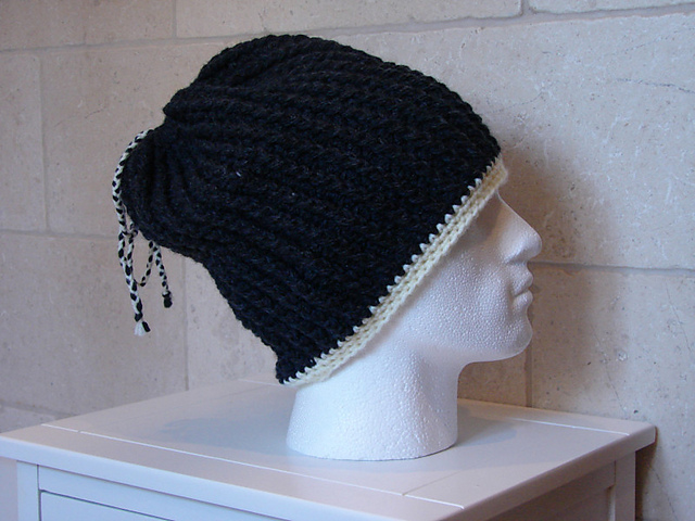 Oversized 'Messy Bun' Ribbed Beanie