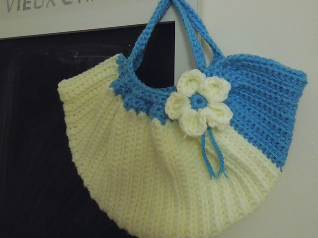 Ribbed Boho Bag