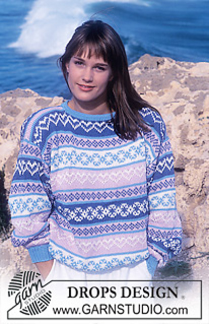 17-16 Jumper with heart pattern borders