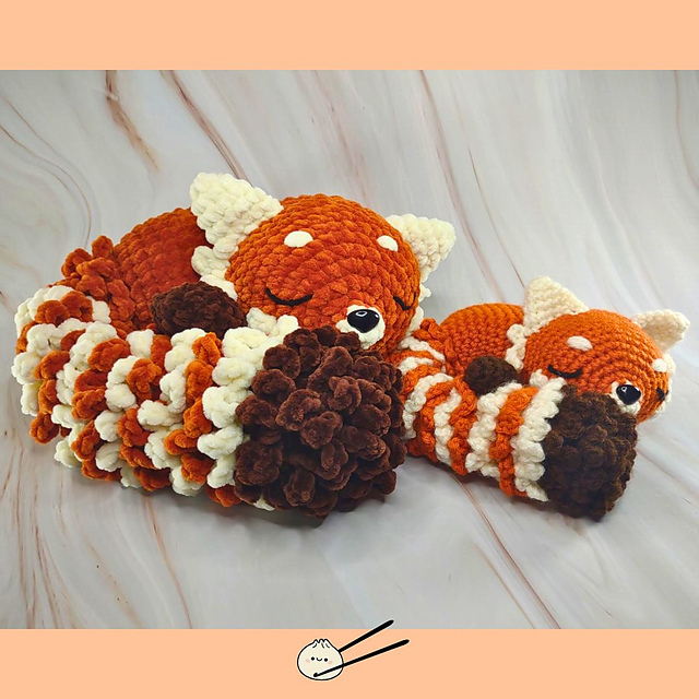 Huan the Sleepy Red Panda