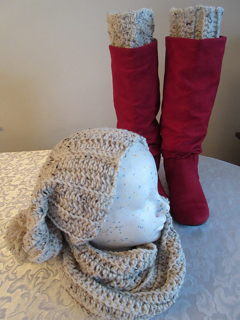 Sandstone Scarf Hat Boot Cuffs