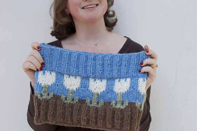 Tulip Farm Cowl