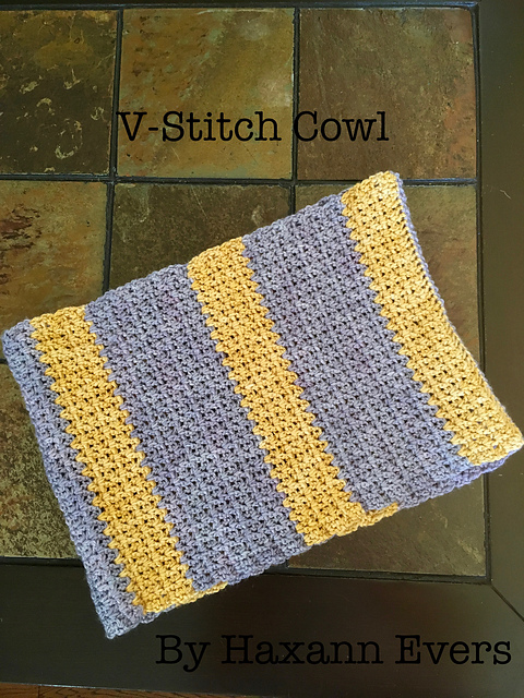 V-Stitch Cowl