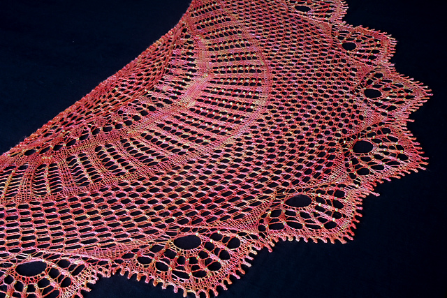Daisy – Tausendschön Shawl