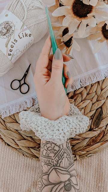 Finn Scrunchie