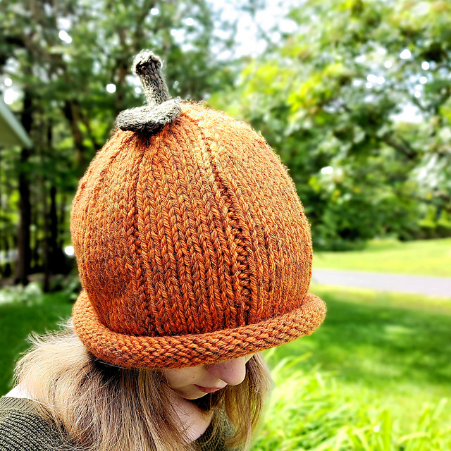 Chunky Pumpkin Roll Beanie