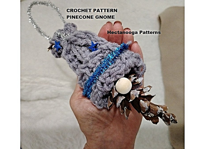 3019 - PINECONE Gnome ornament