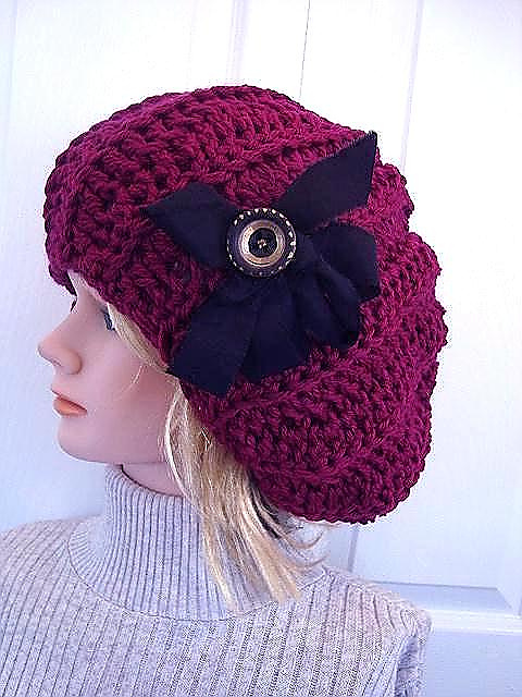660 SIDEWAYS SLOUCHIE RIBBED HAT