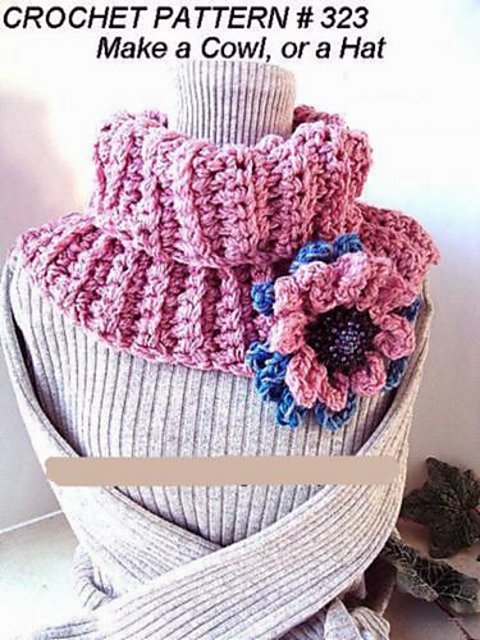 323 CHUNKY STYLE PINK COWL AND HAT