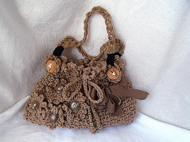 Frilly Purse