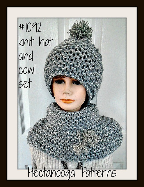 1092- knit hat and cowl set