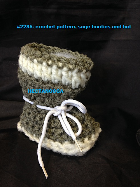 2285- Sage Booties and Hat