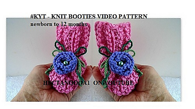 Knitted Baby Booties