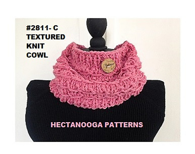 2811 - c - Textured Knit Cowl