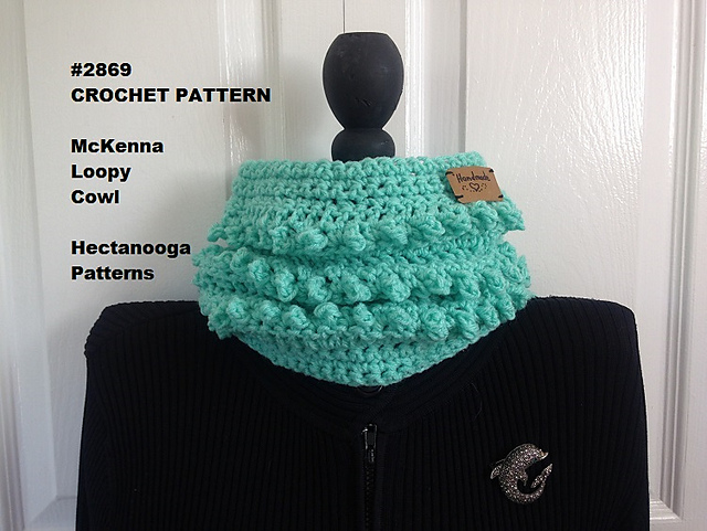 2869 - McKenna Loopy Cowl