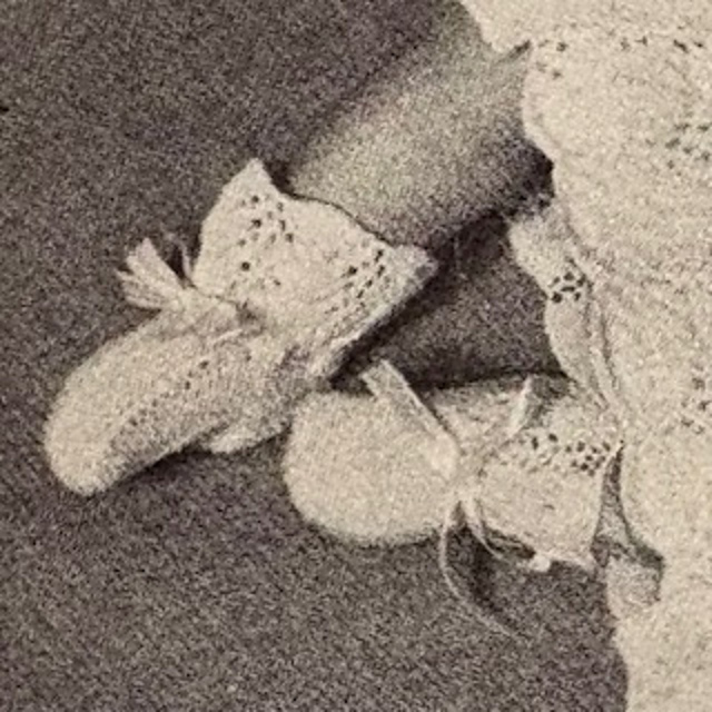 Sugar Plum Layette - Bootees