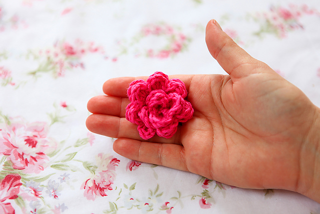 Super Easy Crochet Rose