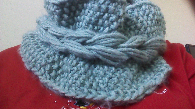 Pisces slip stitch cowl