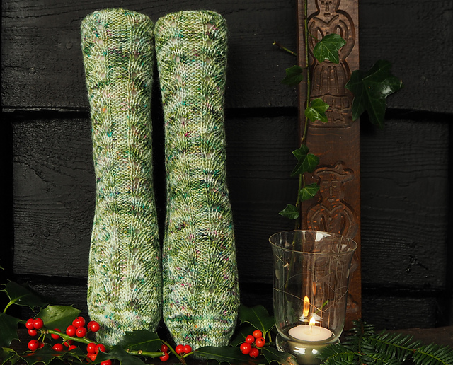 Holly socks berry