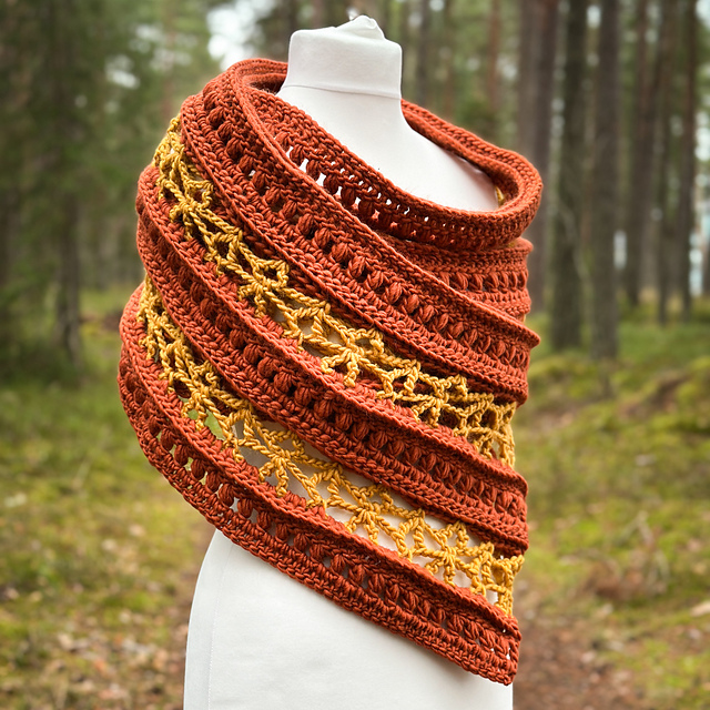 Ravelry: Lacewood Scarf pattern by Jelena Nemcenko