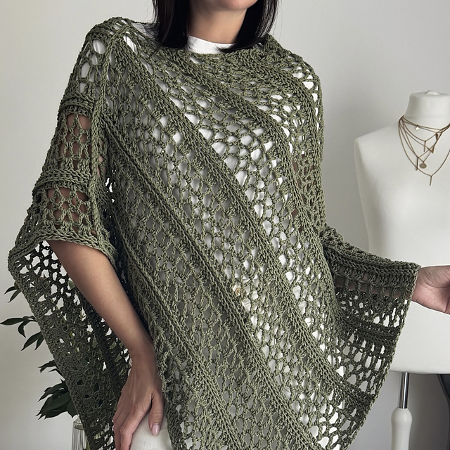 Sea Bloom Poncho