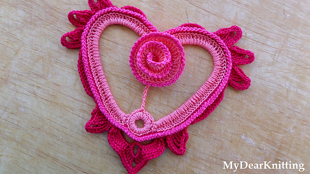 Gorgeous Crochet Heart with a Rose