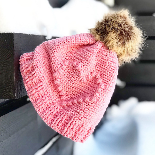 Bobbleheart hat